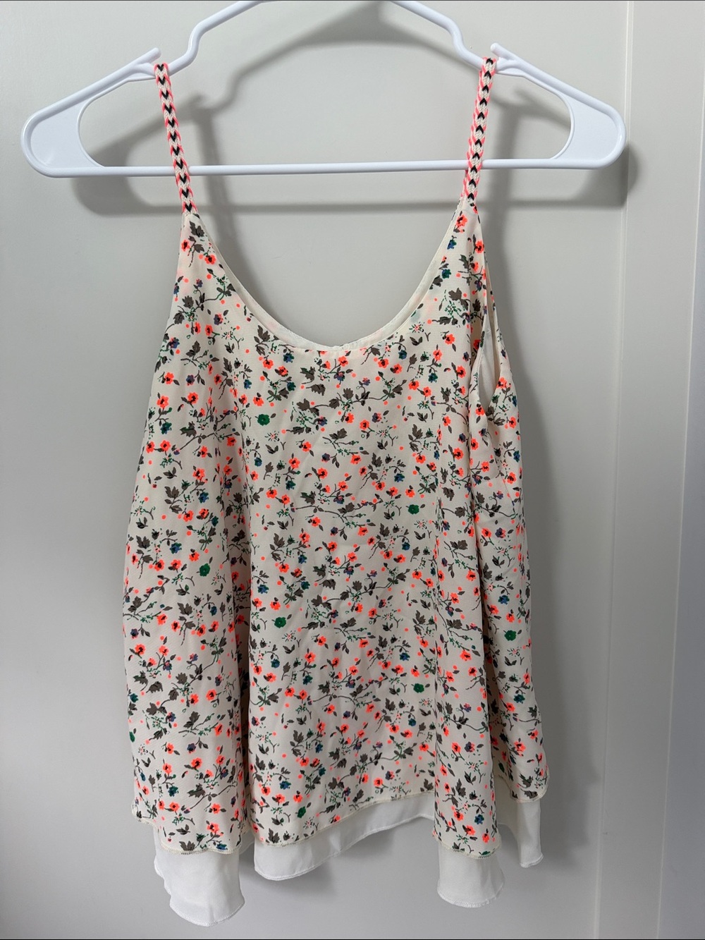 Le Lis Chiffon Layered Cami Top - Cream with Coral Pink Flowers Medium